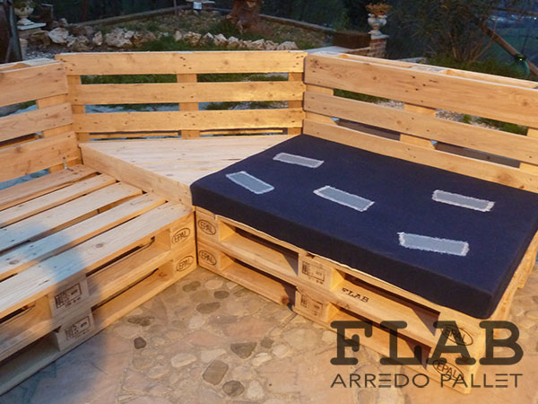 Divani in PALLET - FLAB Arredo Pallet