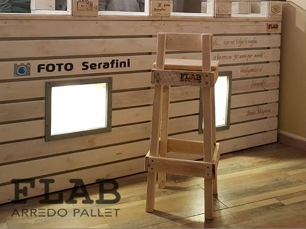 Arredamento In Pallet Per Negozi E Uffici Flab Arredo Pallet